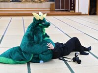 Fursuit Facesitting 2